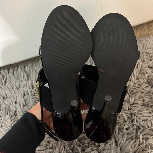 Heels - Picture 3 of 4